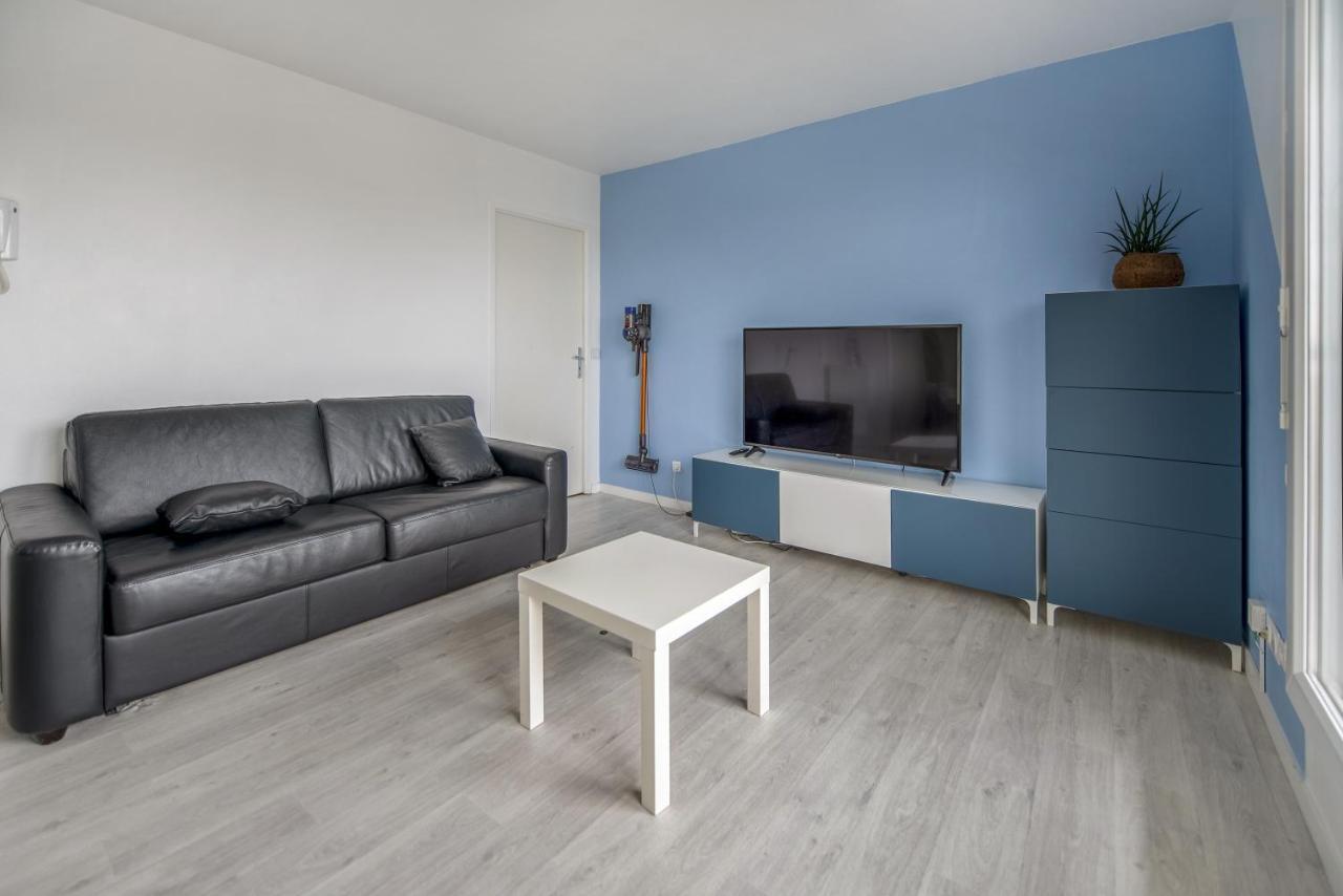 Bel appartement de 2 chambres à 40 min de Paris Courcouronnes Esterno foto
